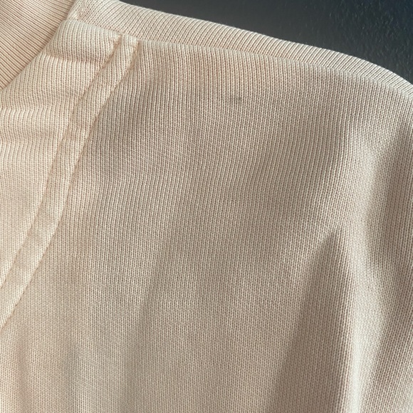 Levis cropped light pink pullover size xsmall - Picture 2 of 2